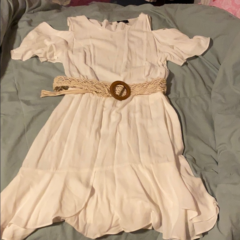 Selling linen feel cold shoulder white dress